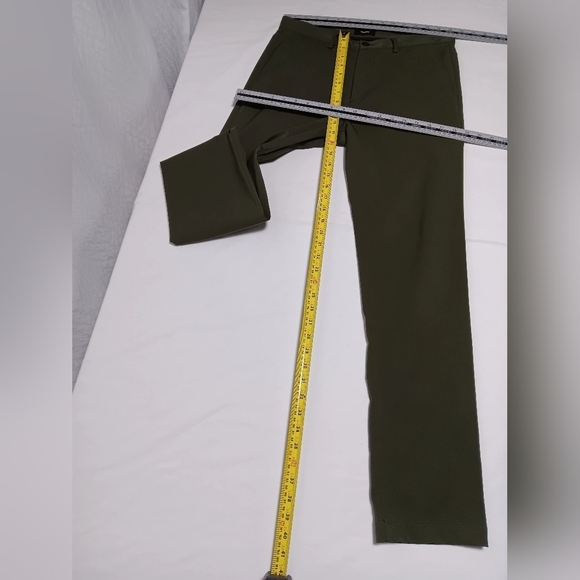 Theory Ladies Zain straight leg pants. Size 10 - Picture 3 of 7